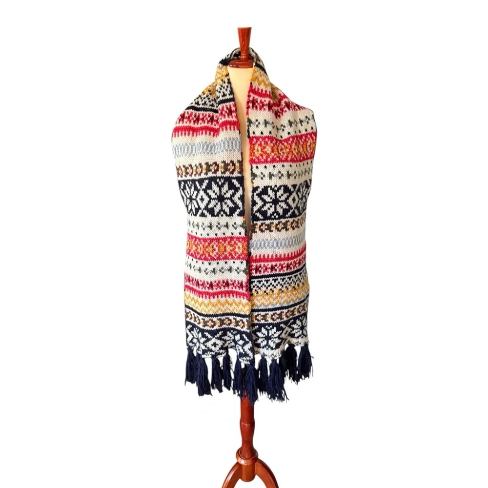 Old Navy Fair Isle Multicolor Knit Scarf 9”X 72” Navy Red Yellow Wool Nordic